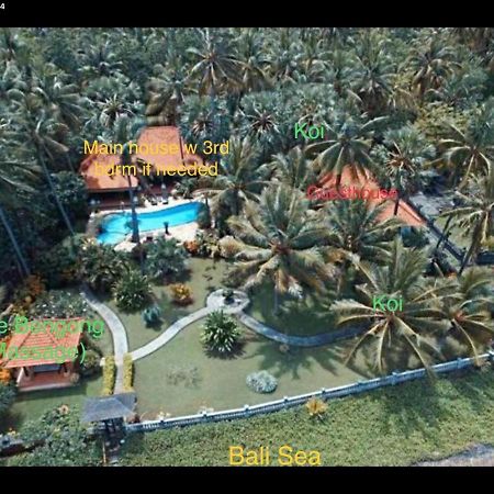 Bali North Beach B&B Tianyar Exterior photo